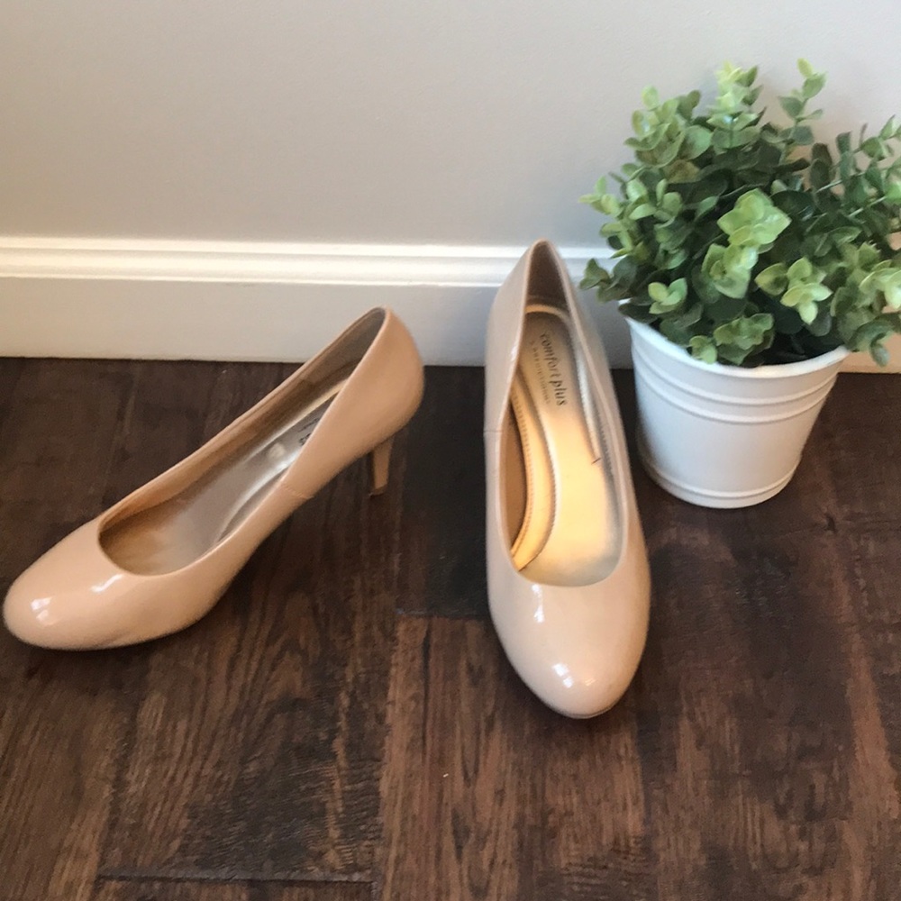Tan Heels